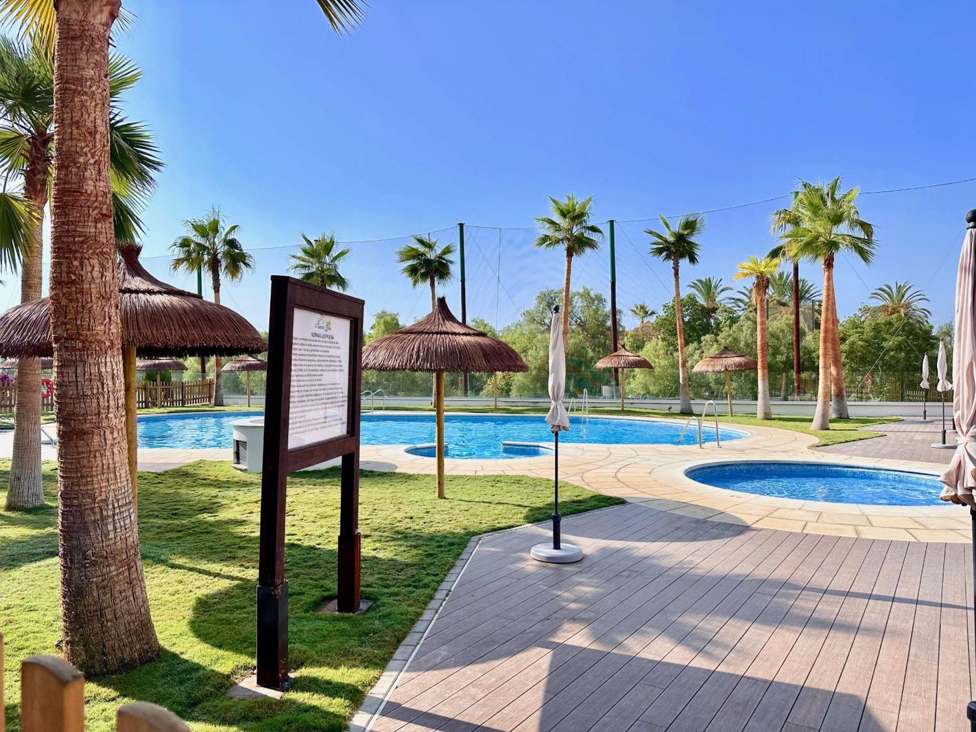 Apartamento Aguacate Beach Golf Мотрил Екстериор снимка